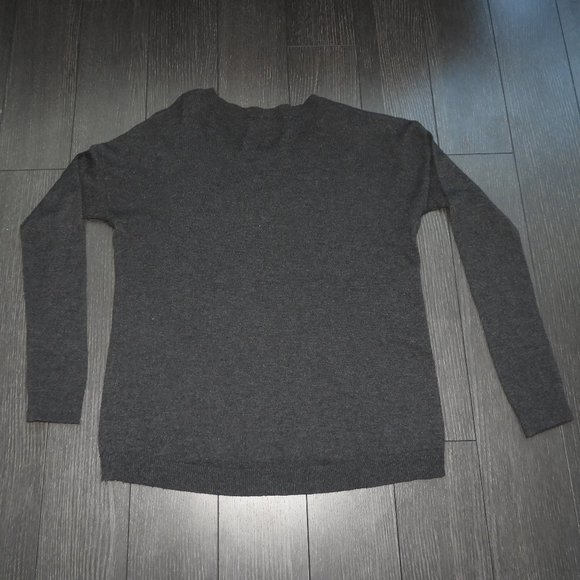 Grey Gap Wool Blend Sweater - Medium - Picture 4 of 6